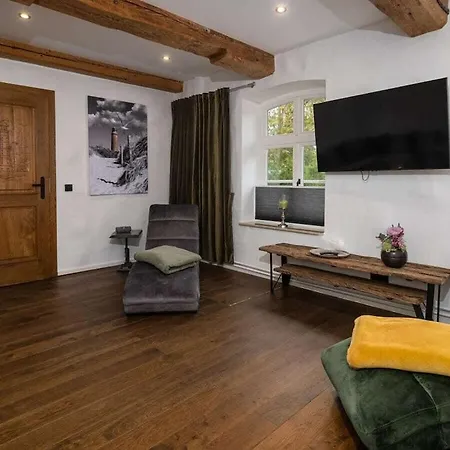 1-bedroom * Tating