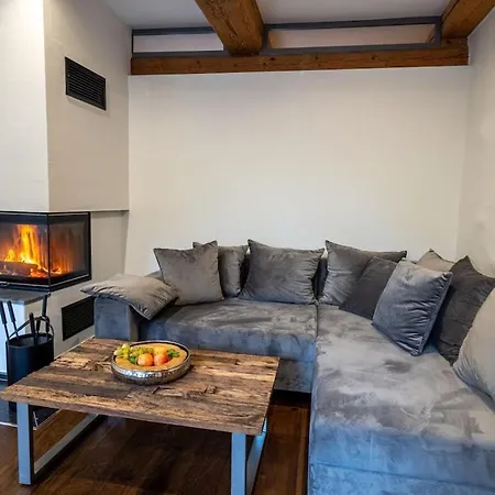 1-bedroom Tating
