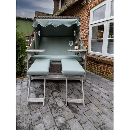 1-bedroom Tating